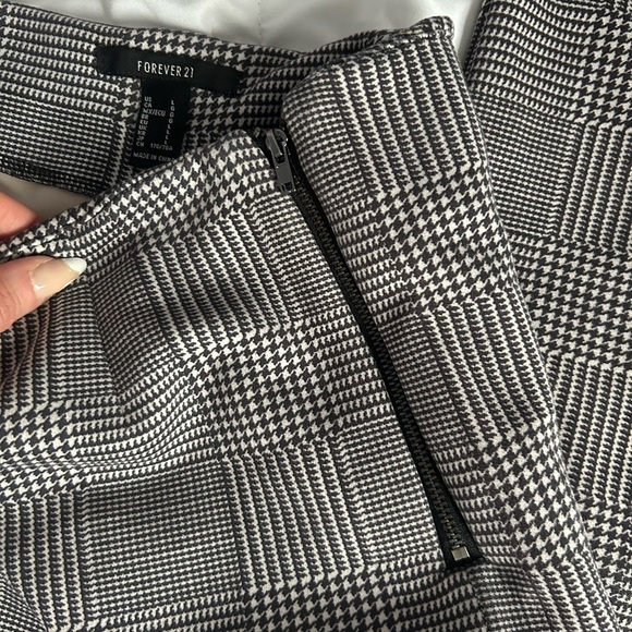 Forever 21 pants - Picture 6 of 6